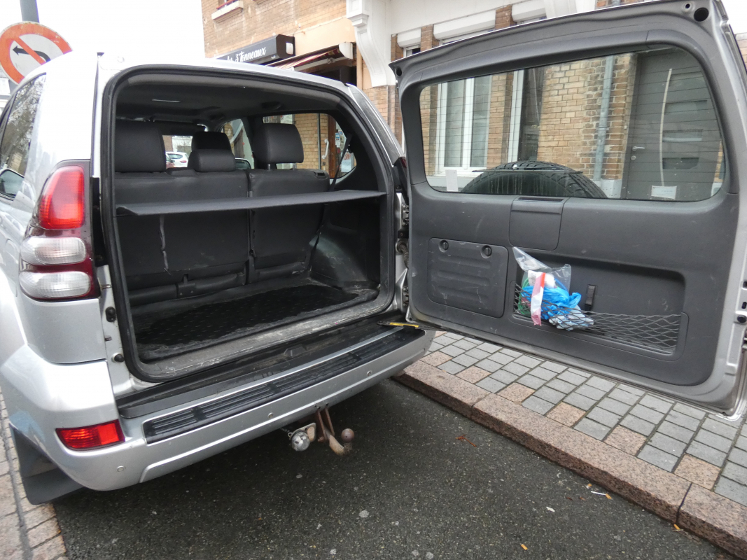 Toyota Land Cruiser — 14
